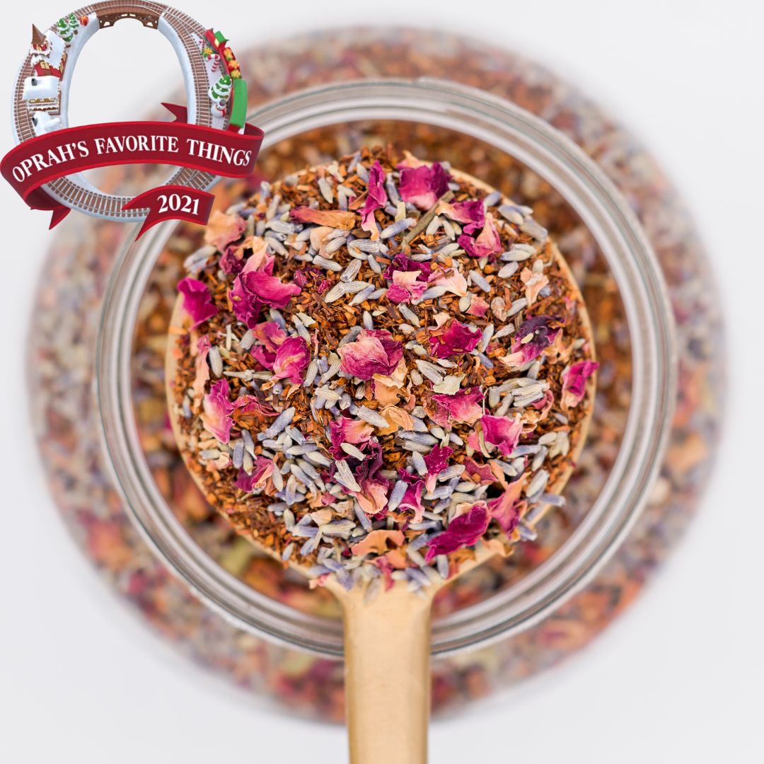 Scoop of Lavender Night decaf loose leaf tea blend. Oprah&#39;s Favorite Things 2021. Made with rooibos leaves, lavender, cardamom and rose petals 