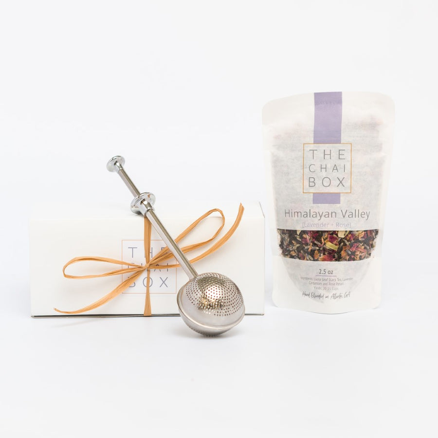 The Chai Box Himalayan Valley Gift Set. Includes a bag of Himalayan Valley loose leaf tea blend and a tea steeper.