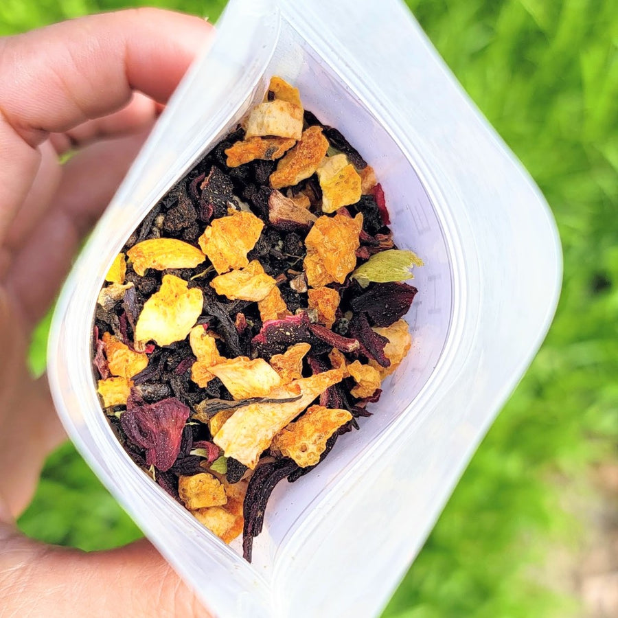 Jaipur Summer Loose Leaf Tea Blend package content. 